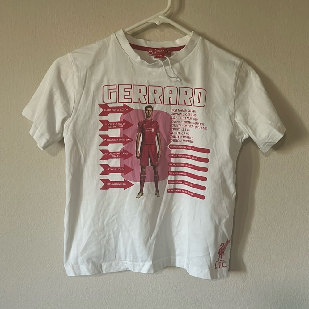 Liverpool Kop Kids “Gerrard” t-shirt - Size 9-10 years